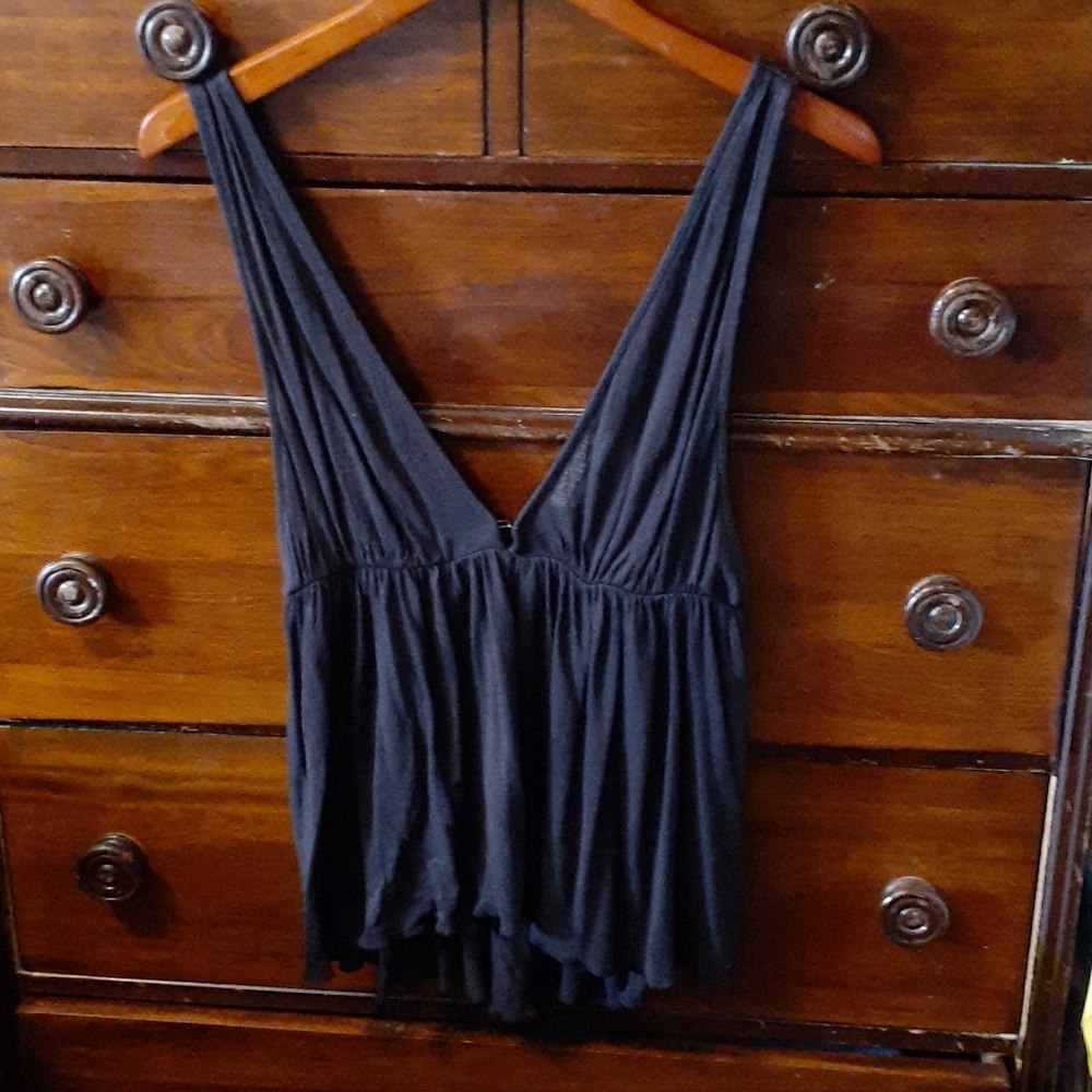 Black Deep V-neck Tank